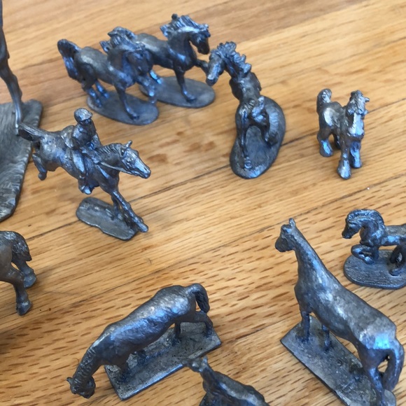 RAWCLIFF PEWTER HORSES - 17 in set - Picture 4 of 5